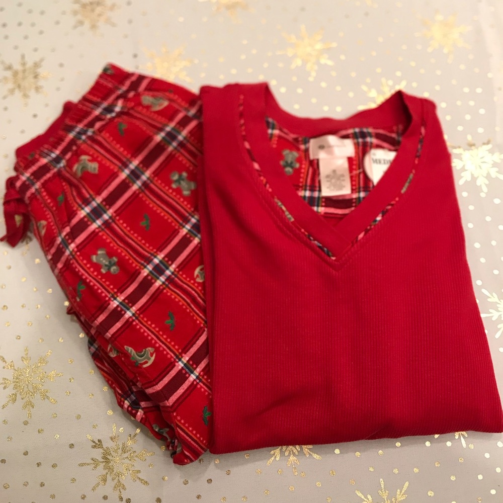 Enchanted Christmas Sleepwear - Junior Medium- NWT